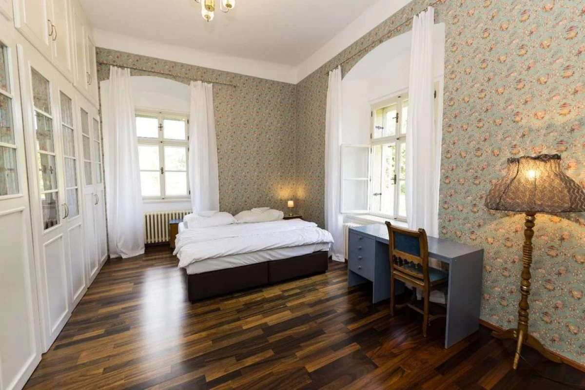 Pobyt na barokním zámku Ostrov u Zruče nad Sázavou - foto 05