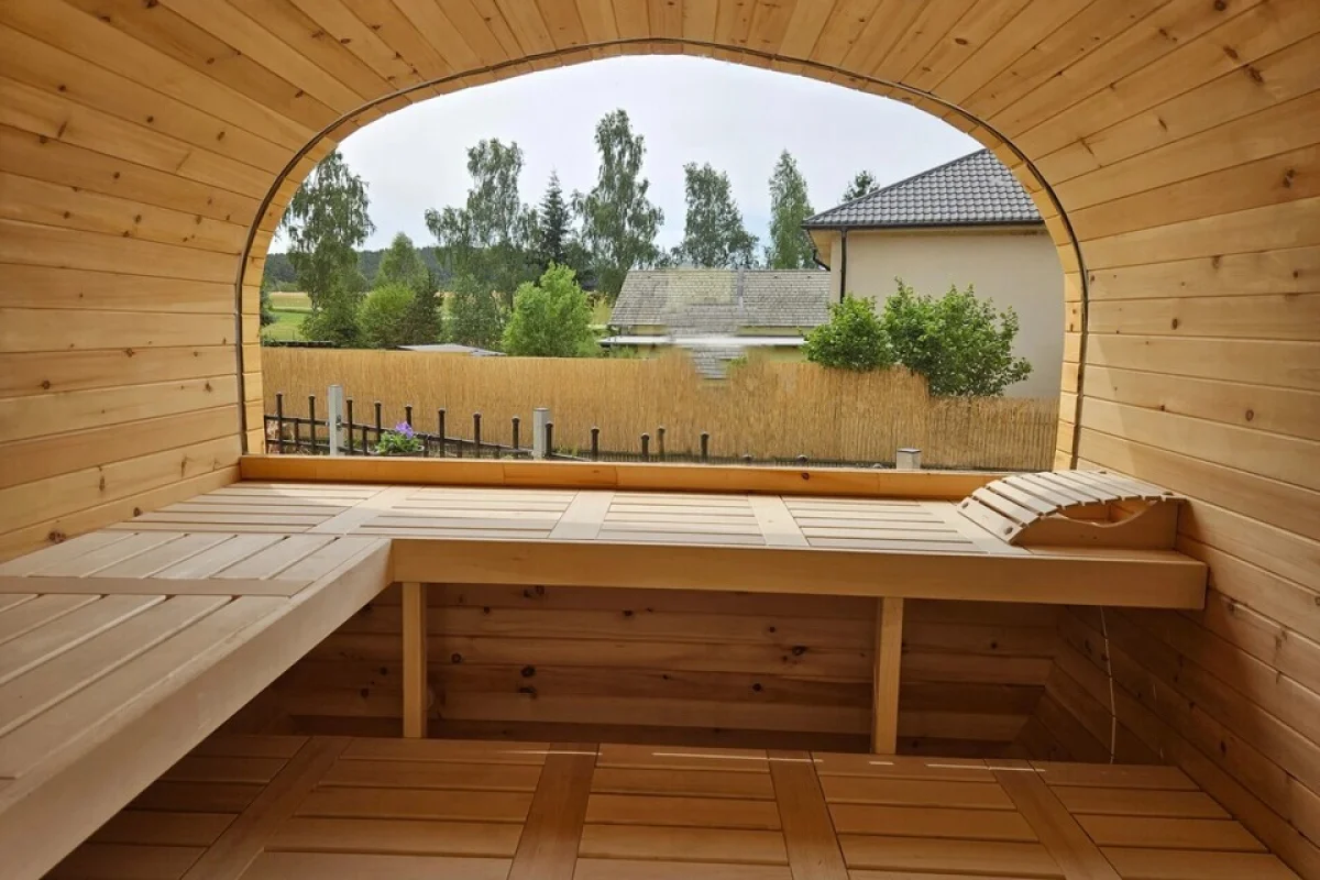 Pobyt na Farmě Jerusalém s lehkou snídaní, lahví vína a neomezeným wellness pro dva - foto 05