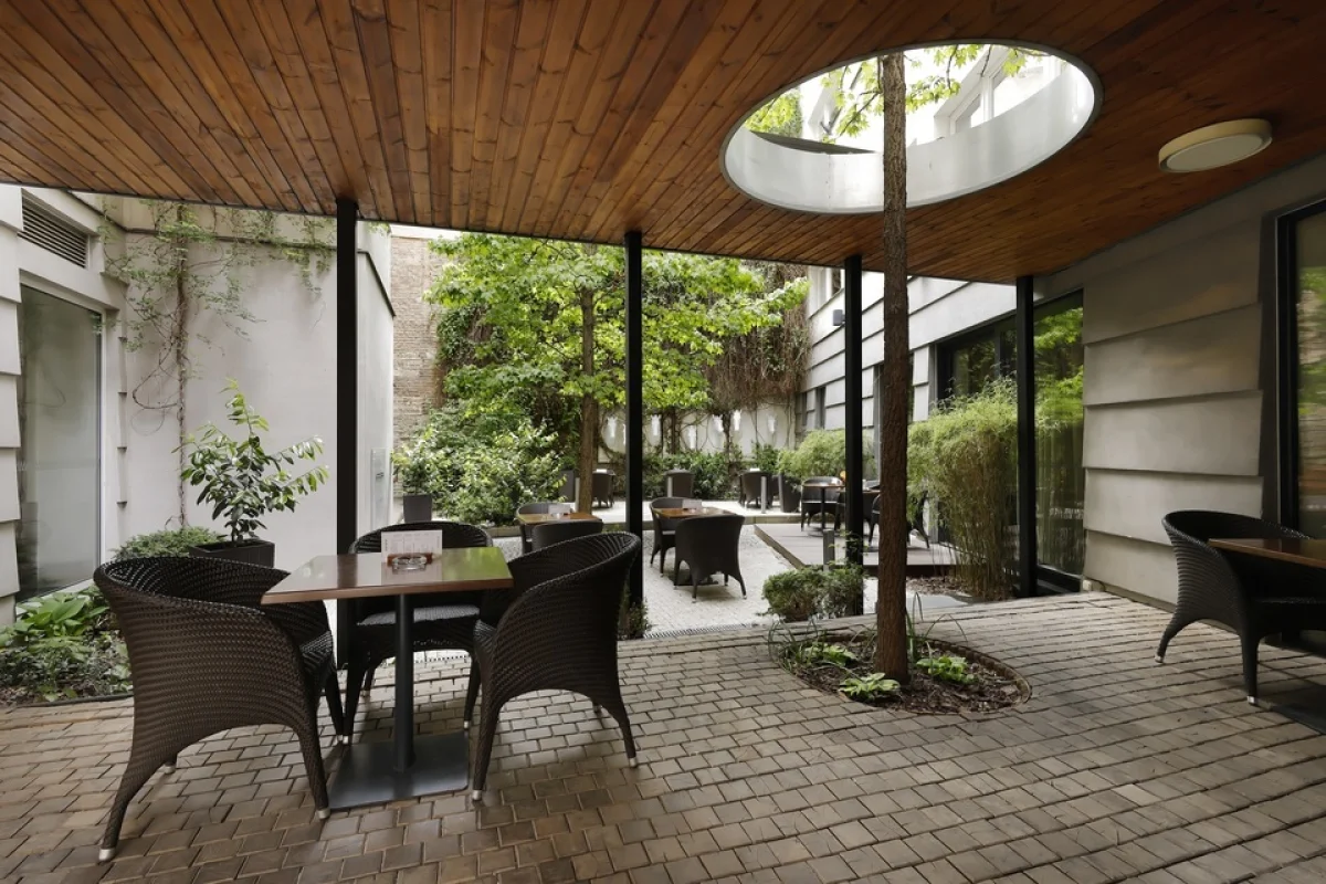 Pobyt plný elegance v butikovém Hotel Prokop Square**** v Praze včetně snídaně - foto 05