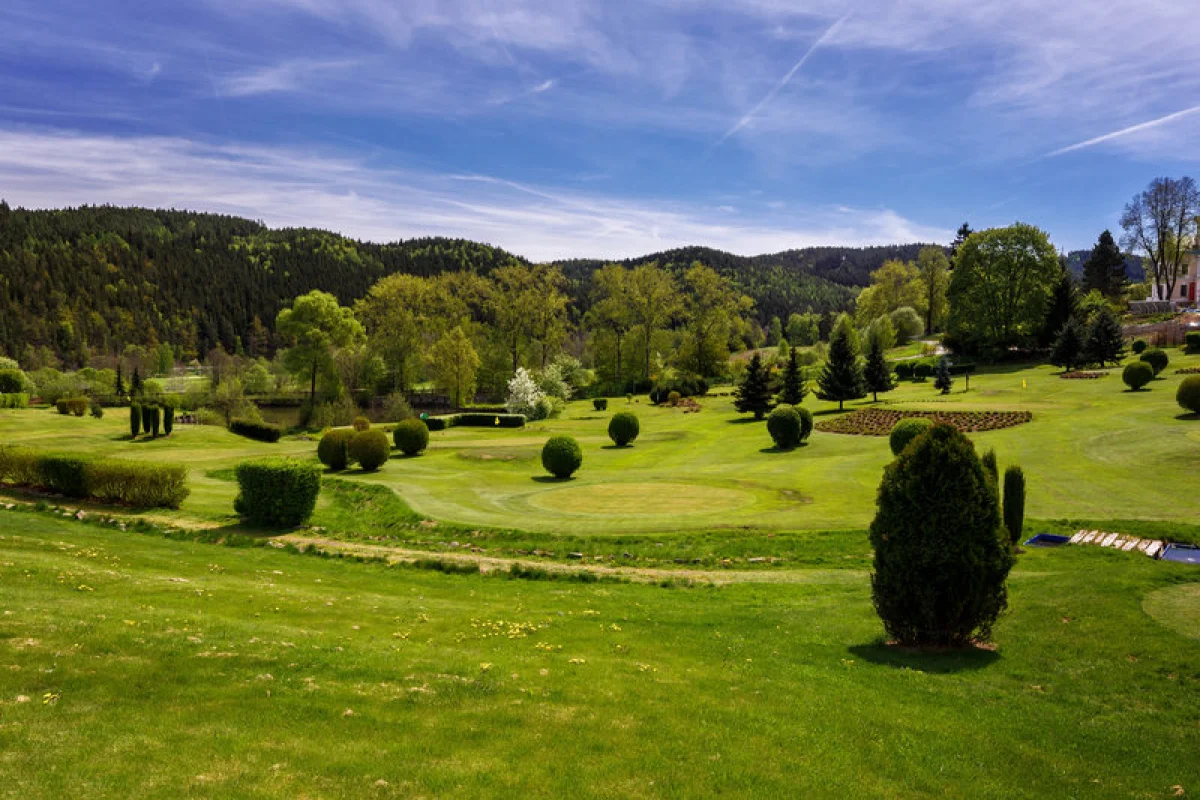 Pobyt pro golfistu a jeho doprovod v Karlových Varech - foto 05