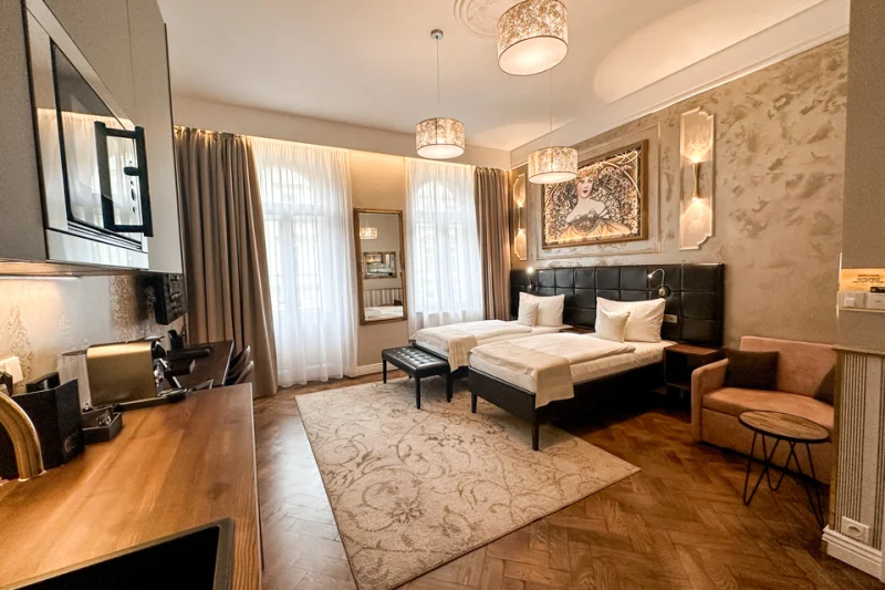 Pobyt s příběhem umělců v nádherném Alfons Boutique Hotel**** v Praze - foto 02