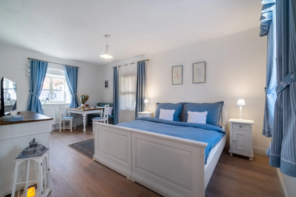 Pobyt s privátním wellness a se snídaní v boutique hotelu Soukeníkův dům – Dvě romantické noci v srdci Kutné Hory - foto 05