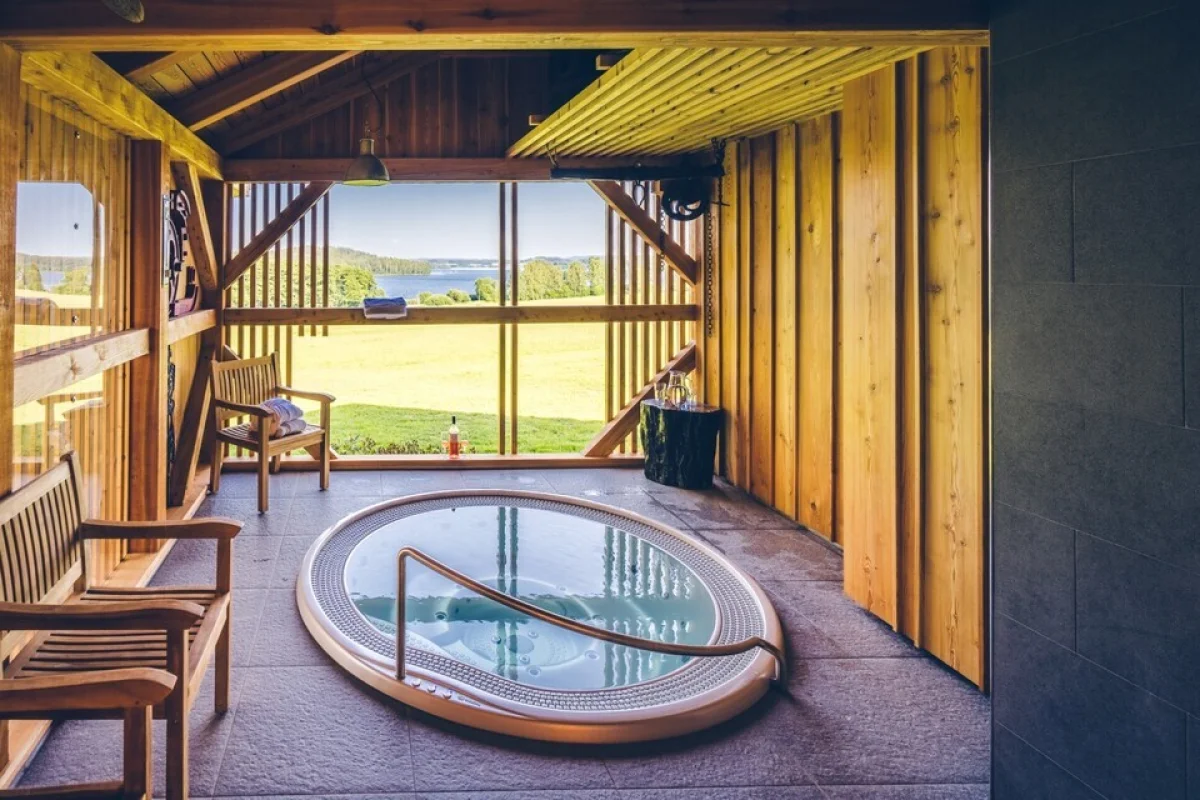 Pobyt se snídaní a wellness v hotelu Knížecí cesta v šumavské přírodě na břehu Lipna pro dva - foto 05