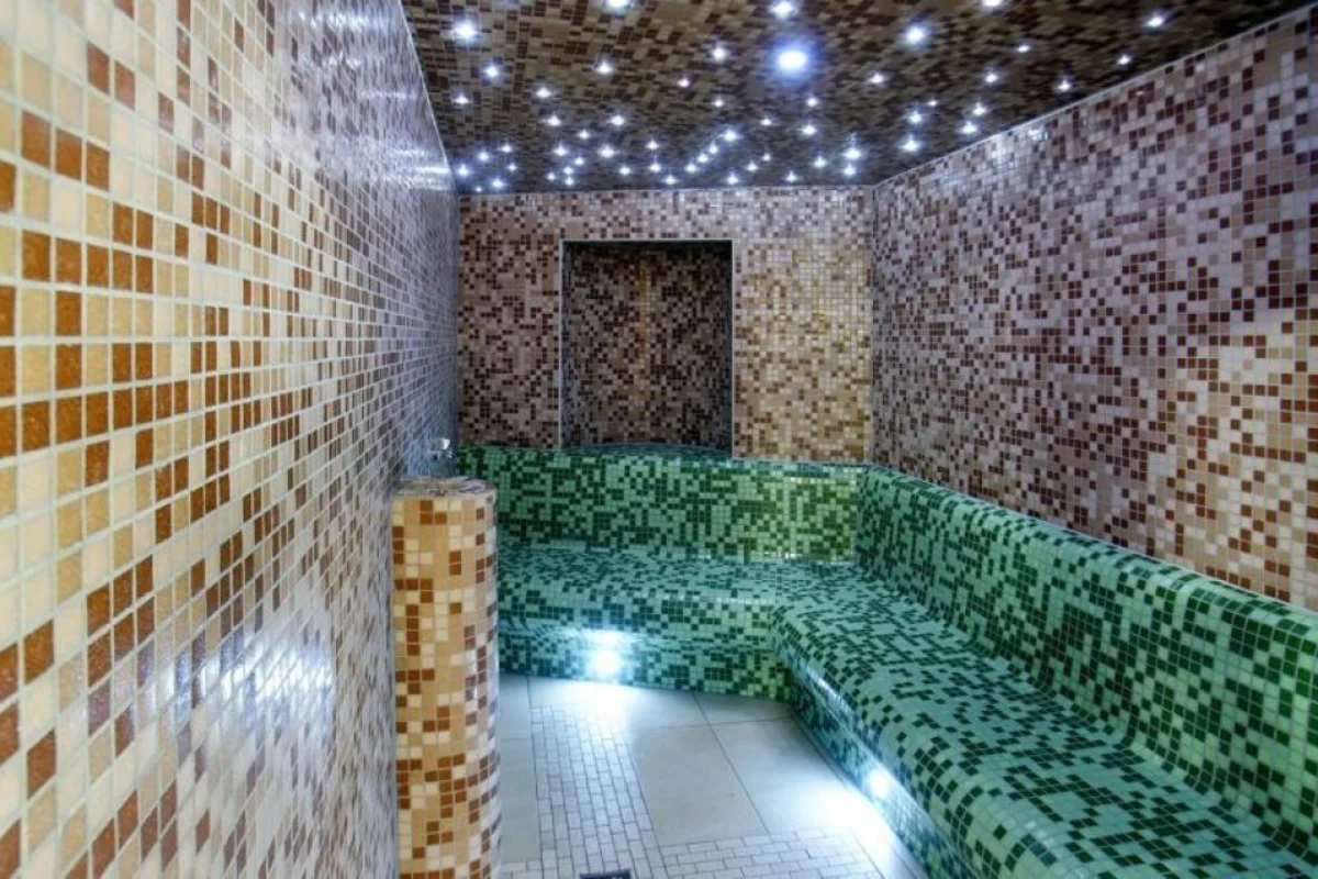Pobyt se snídaní či polopenzí a volným vstupem do wellness ve Vile resortu Studánka**** pro 2 osoby - foto 04