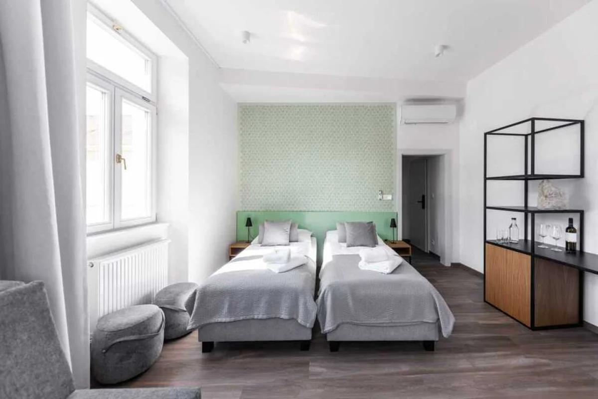 Pobyt se snídaní na jižní Moravě v Hotelu Radosti v srdci Mikulova pro 2 osoby - foto 04