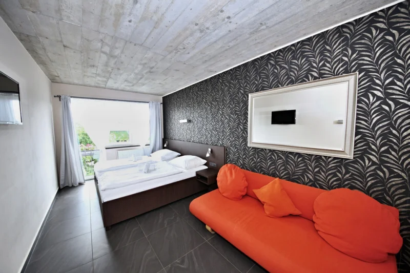 Pobyt se snídaní v pensionu Jezerná v moderním volnočasovém Resortu Zduchovice - foto 03