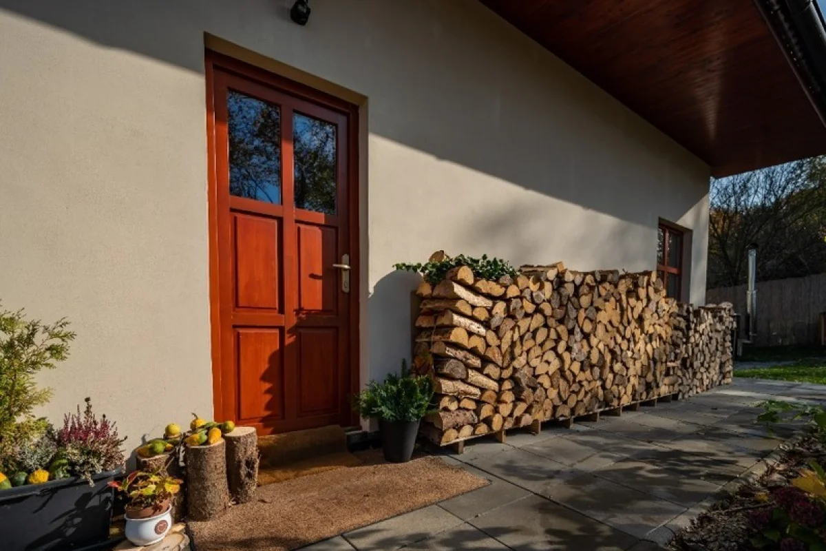 Pobyt v chatě s wellness sudem až pro 8 osob - foto 05