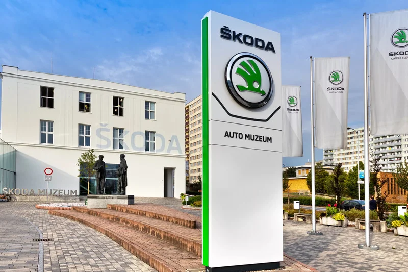 Pobyt v hotelu Nobilis + vstup do muzea Škoda - foto 03