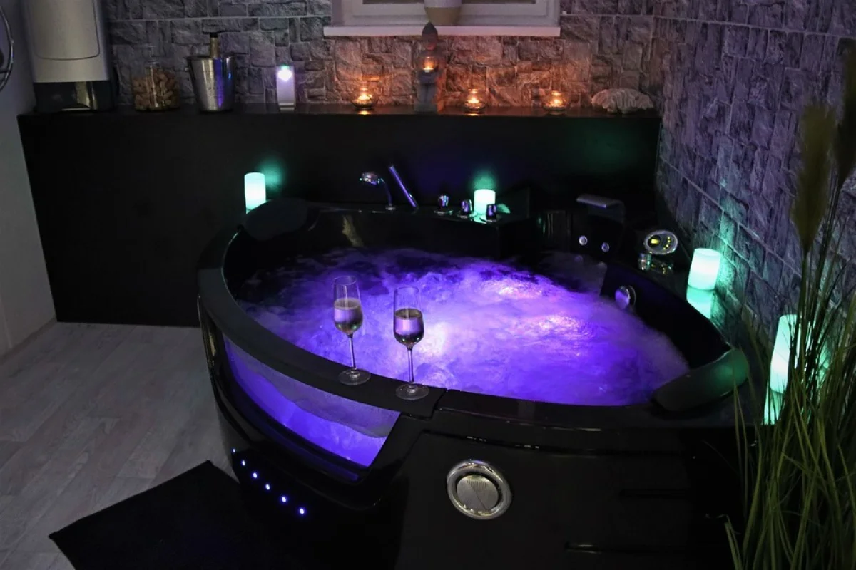 Pobyt v moderním wellness apartmánu Apawell na pomezí Bílých Karpat a Vizovické vrchoviny - foto 02