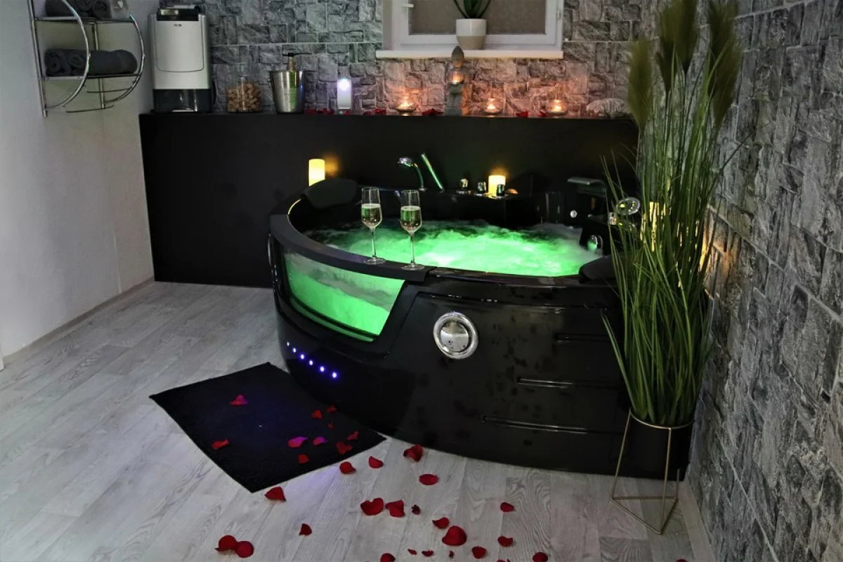Pobyt v moderním wellness apartmánu Apawell na pomezí Bílých Karpat a Vizovické vrchoviny - foto 03