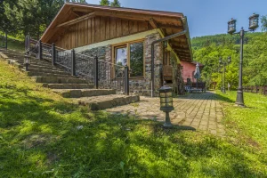 Pobyt v srdci Beskyd v nádherné chatě Vlčí doupě pro až 8 osob - foto 01