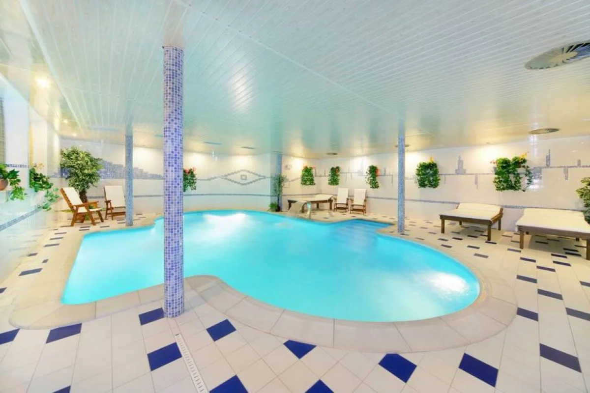 Pobyt v srdci Krkonoš s polopenzí, wellness a nezapomenutelným výhledem v Hotelu Špindlerova Bouda - foto 04