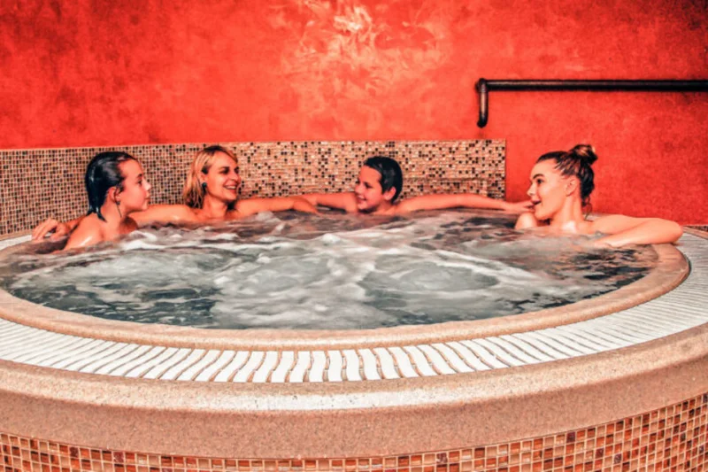 Pobyt ve Wellness Pensionu 7 s polopenzí a privátním wellness přímo v centru Harrachova pro 2 osoby - foto 03