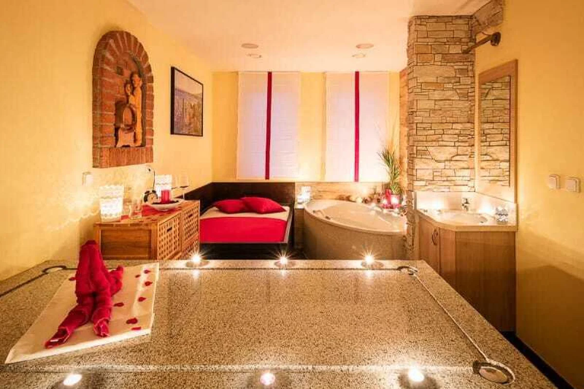 Pobytový balíček hotelu Wine Wellness Hotel Amande: Jsem romantik - foto 01