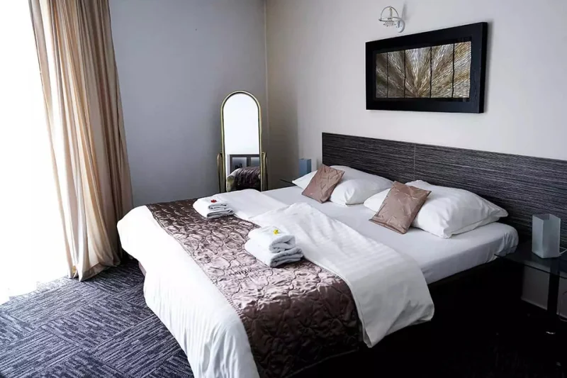 Pohodový wellness pobyt s polopenzí v útulném, jihočeském Interhotelu America**** pro 2 osoby - foto 02