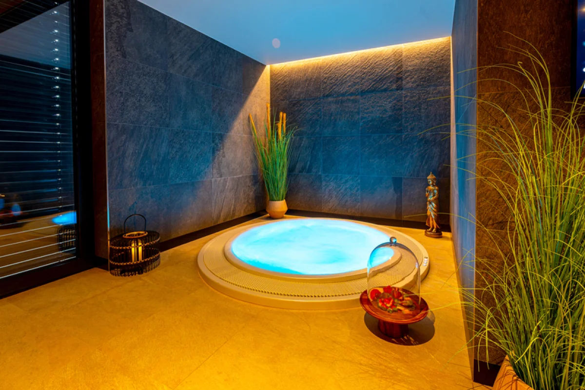Privátní wellness pro 2 osoby v hotelu Nobilis + láhev prosecca - foto 08
