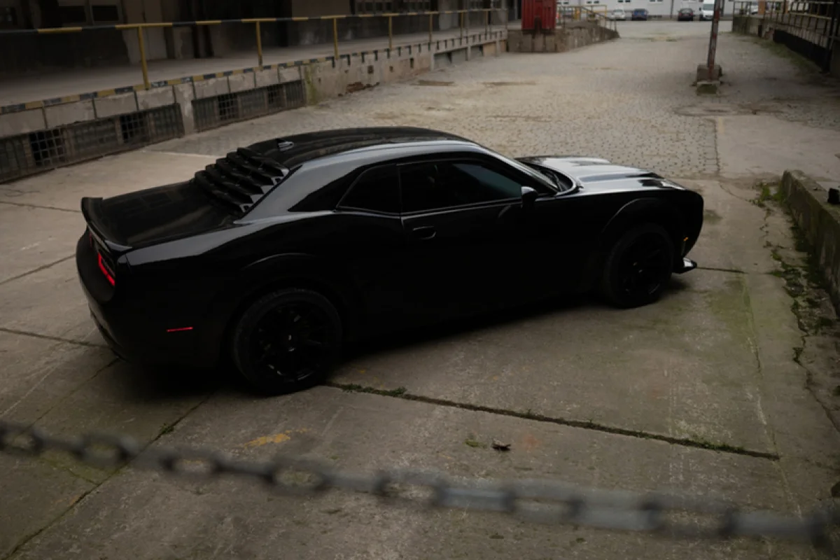 Pronájem auta Dodge Challenger - foto 03