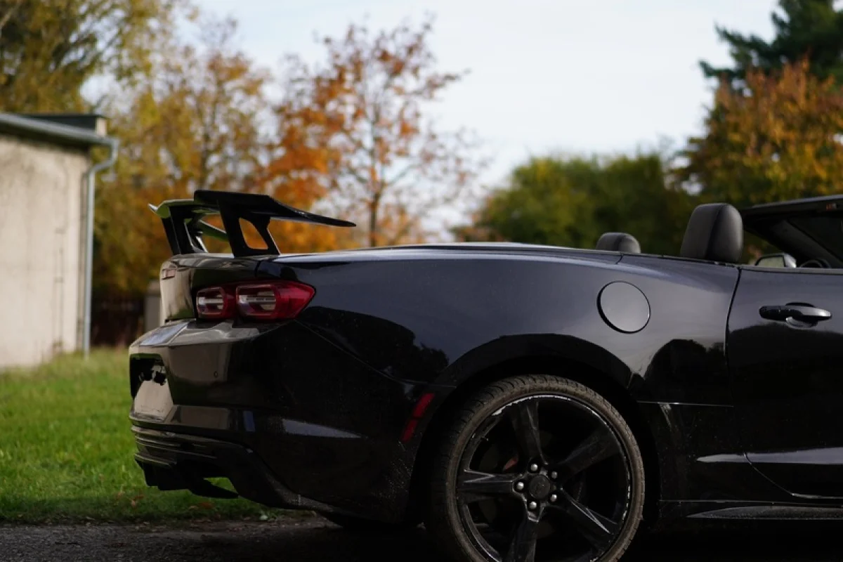 Pronájem Chevroletu Camaro 2020 6.2 SS Cabrio - foto 05