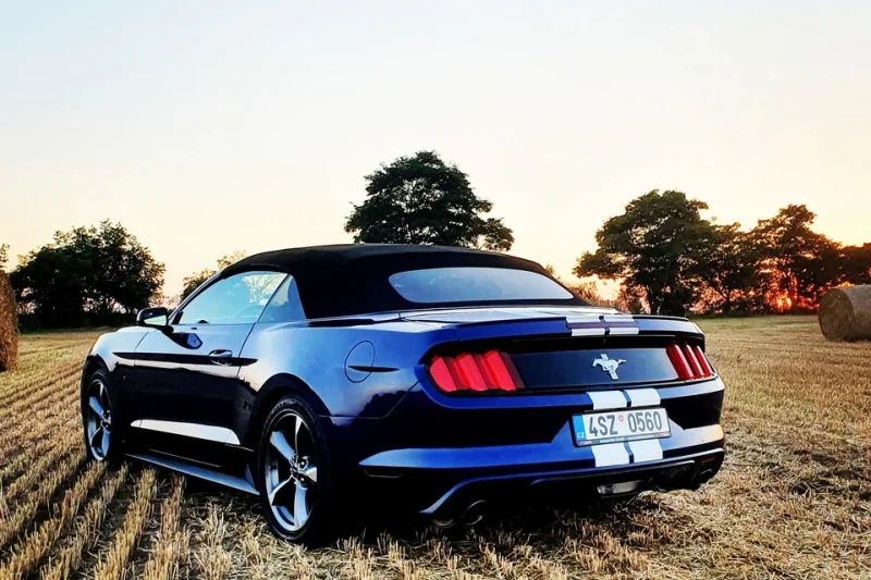 Pronájem Ford Mustang Cabrio 2016 - foto 03