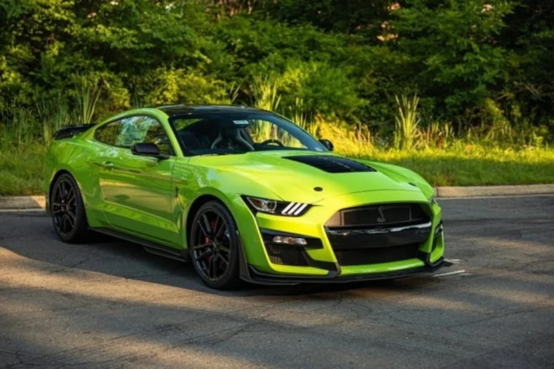 Pronájem Ford Mustang GT 2015 s neomezeným nájezdem kilometrů Praha - foto 02
