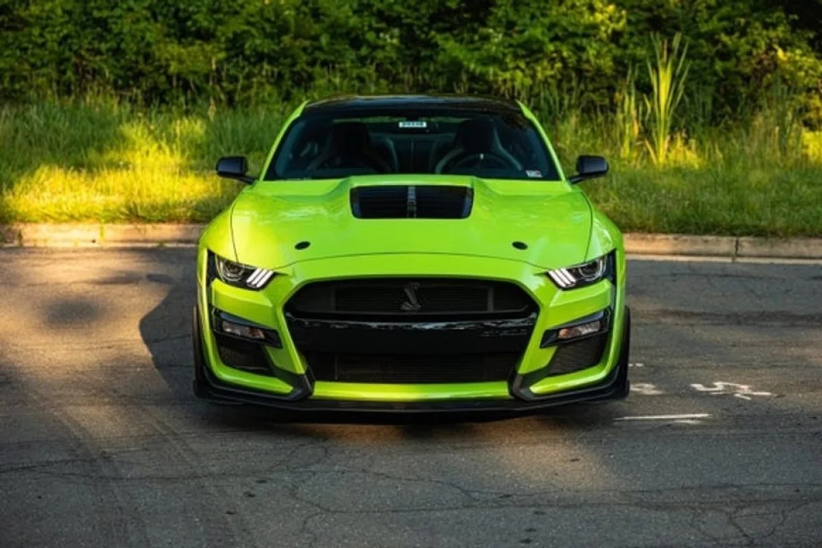 Pronájem Ford Mustang GT 2015 s neomezeným nájezdem kilometrů Praha - foto 04