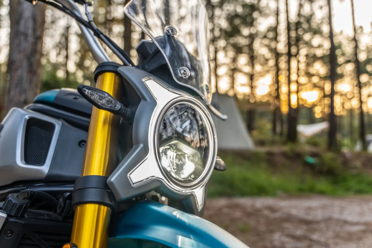 Pronájem motocyklu CFMOTO - foto 06