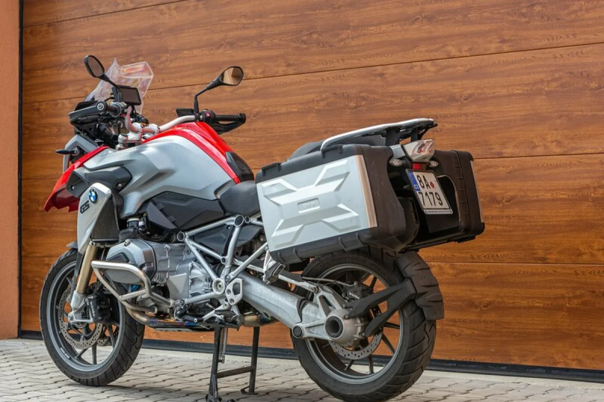 Pronájem motorky BMW GS 1200: Praha a Středočeský kraj - foto 04
