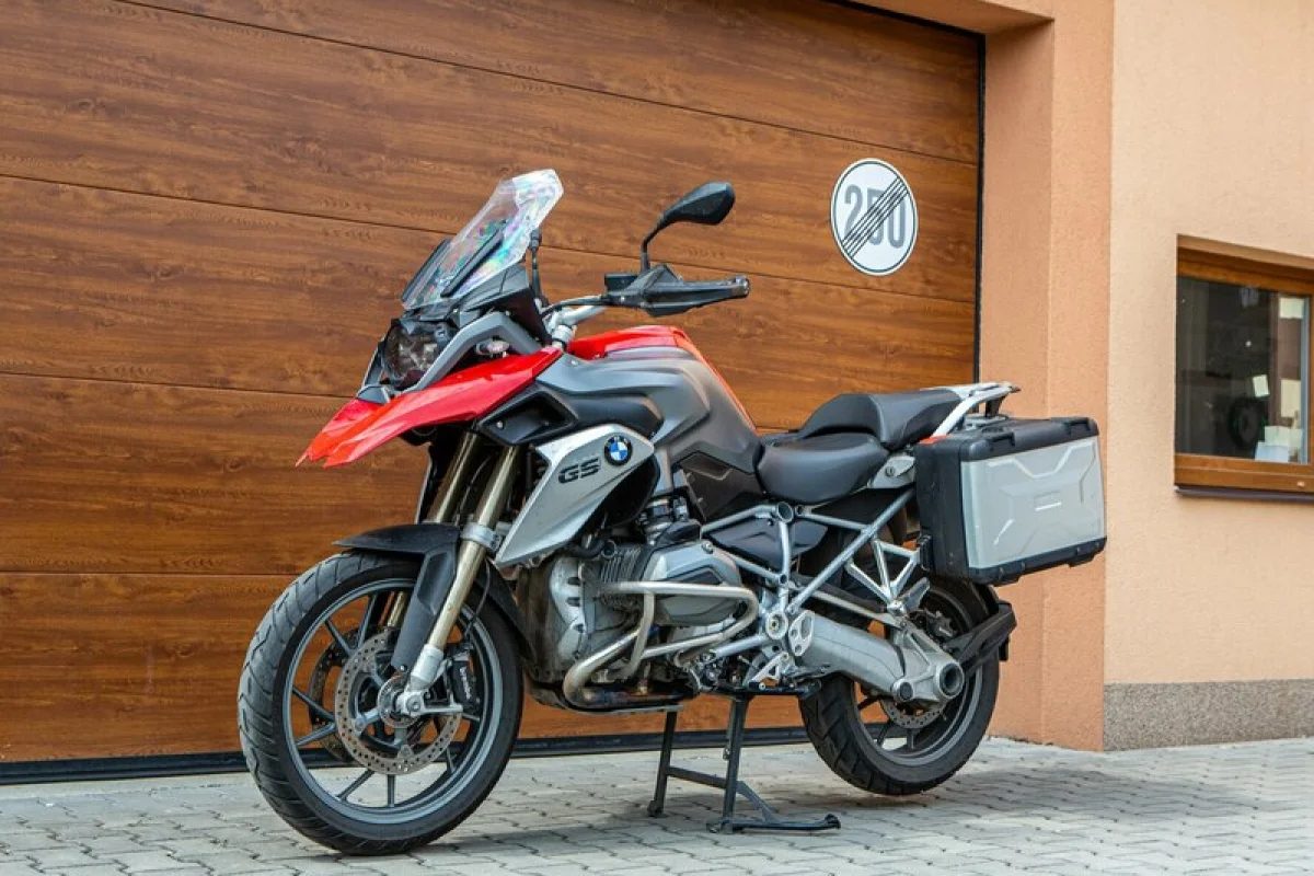 Pronájem motorky BMW GS 1200: Praha a Středočeský kraj - foto 05
