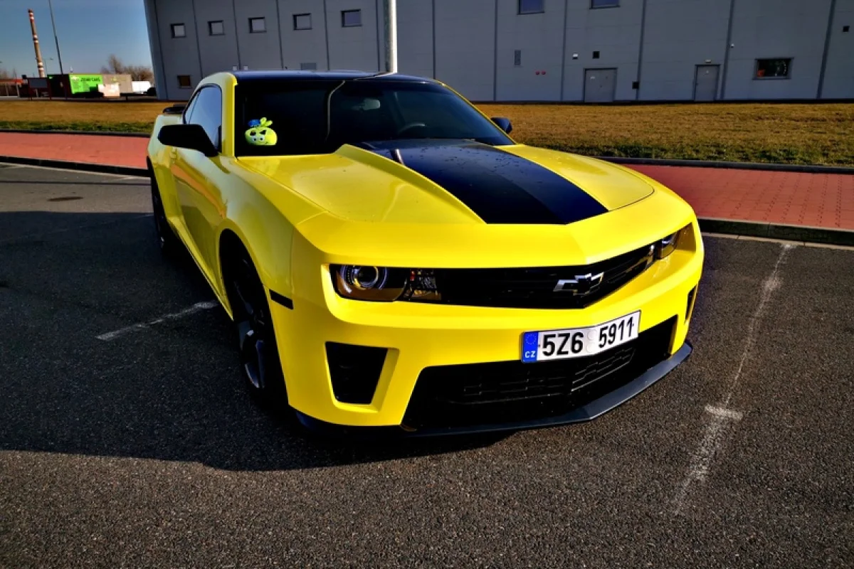 Pronájem supersportu Chevrolet Camaro 2010 - foto 07