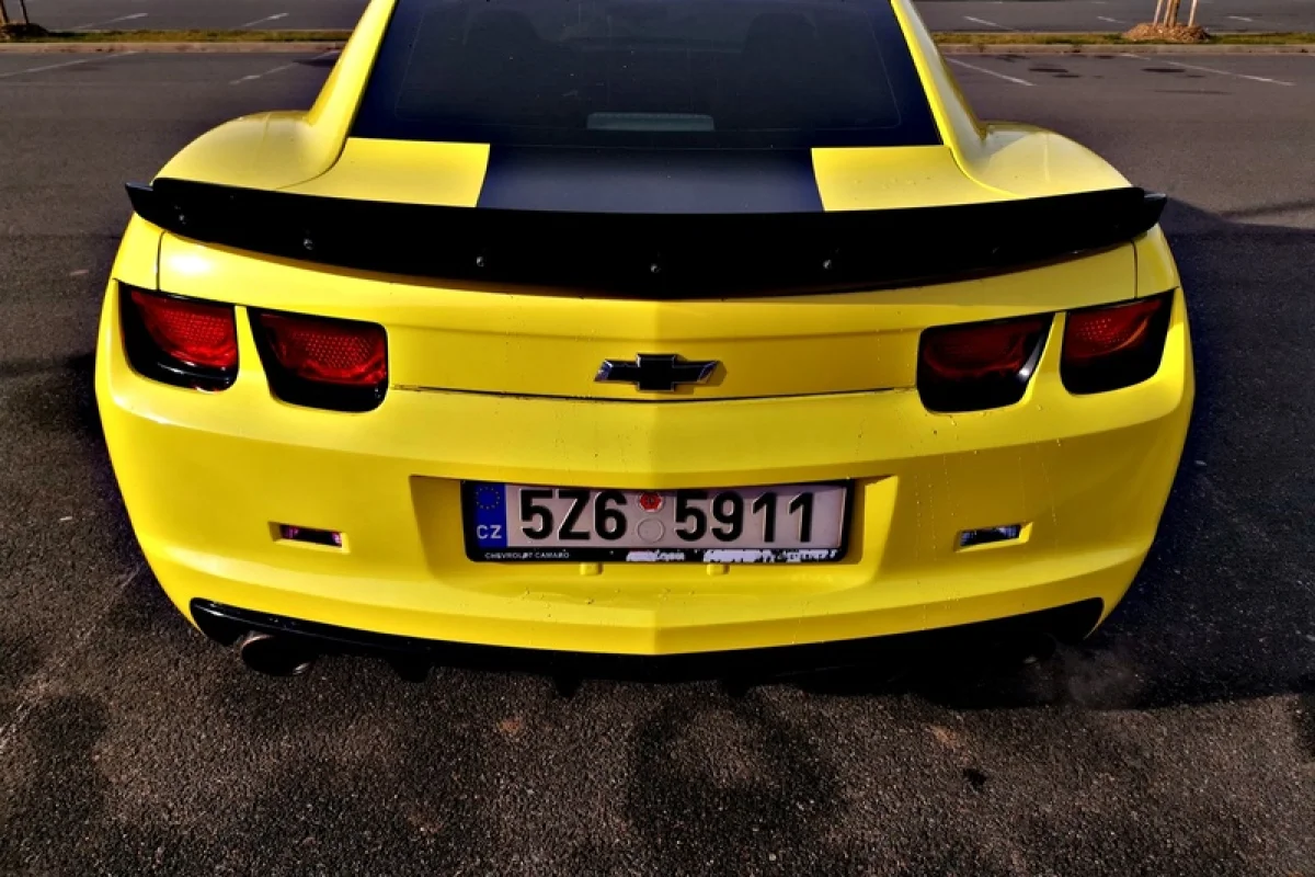 Pronájem supersportu Chevrolet Camaro 2010 - foto 09