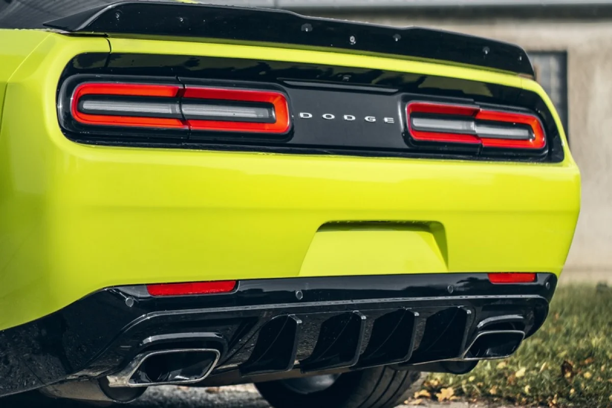 Pronájem supersportu Dodge Challenger 2015 Scat Pack - foto 08