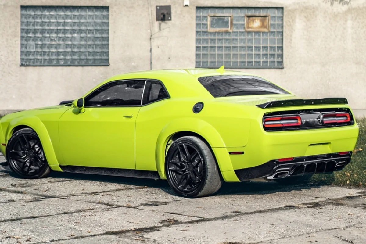Pronájem supersportu Dodge Challenger 2015 Scat Pack - foto 09