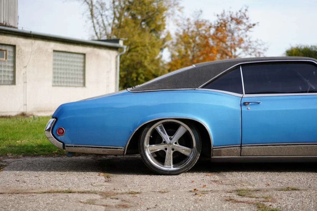 Pronájem veteránu Buick Riviera 1969 - foto 03