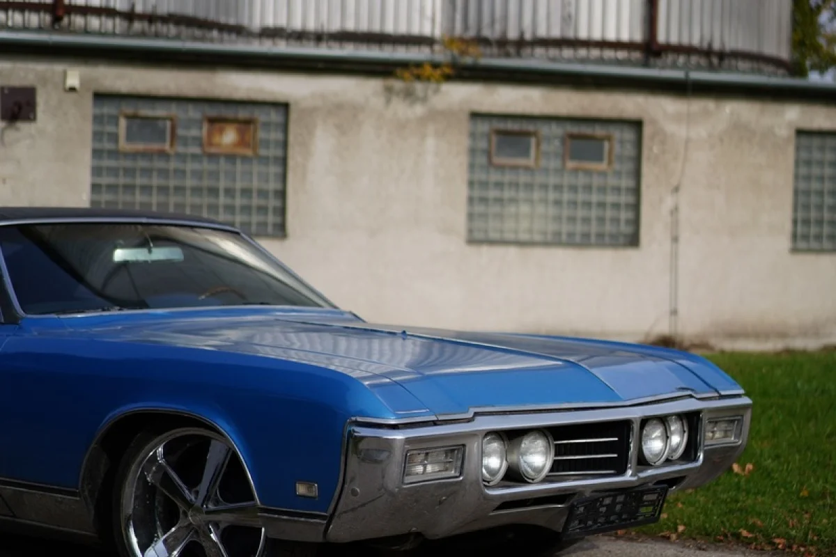 Pronájem veteránu Buick Riviera 1969 - foto 07