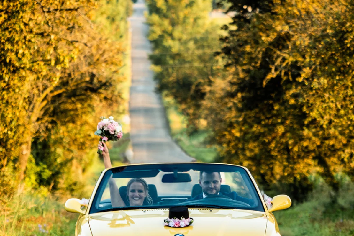 Pronájem vozu BMW na svatbu Celá ČR - foto 09