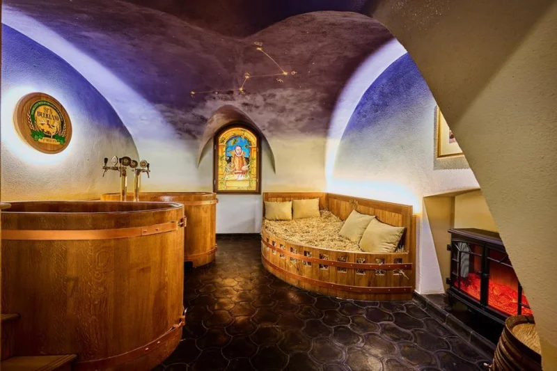 První zámecké pivní lázně Spa Beerland Chateaux Praha - foto 03