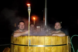Půjčení mobilního párty sudu s vířivkou: Morava - foto 01