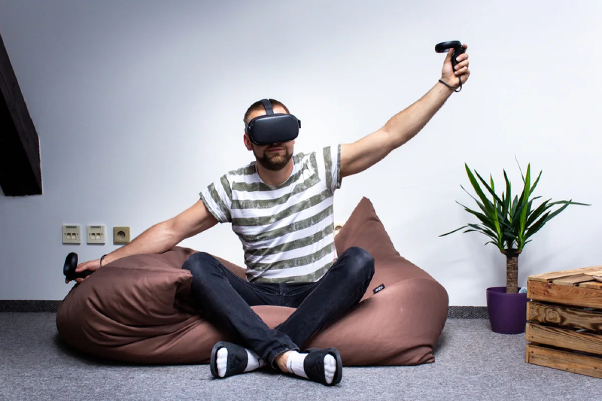 Půjčení virtuální reality až domů: Cestovatelský balíček Celá ČR - foto 03