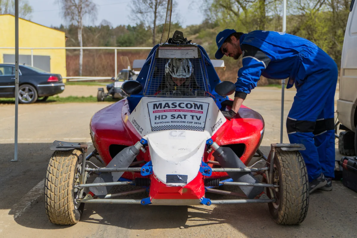 Rallycrossový den - foto 05