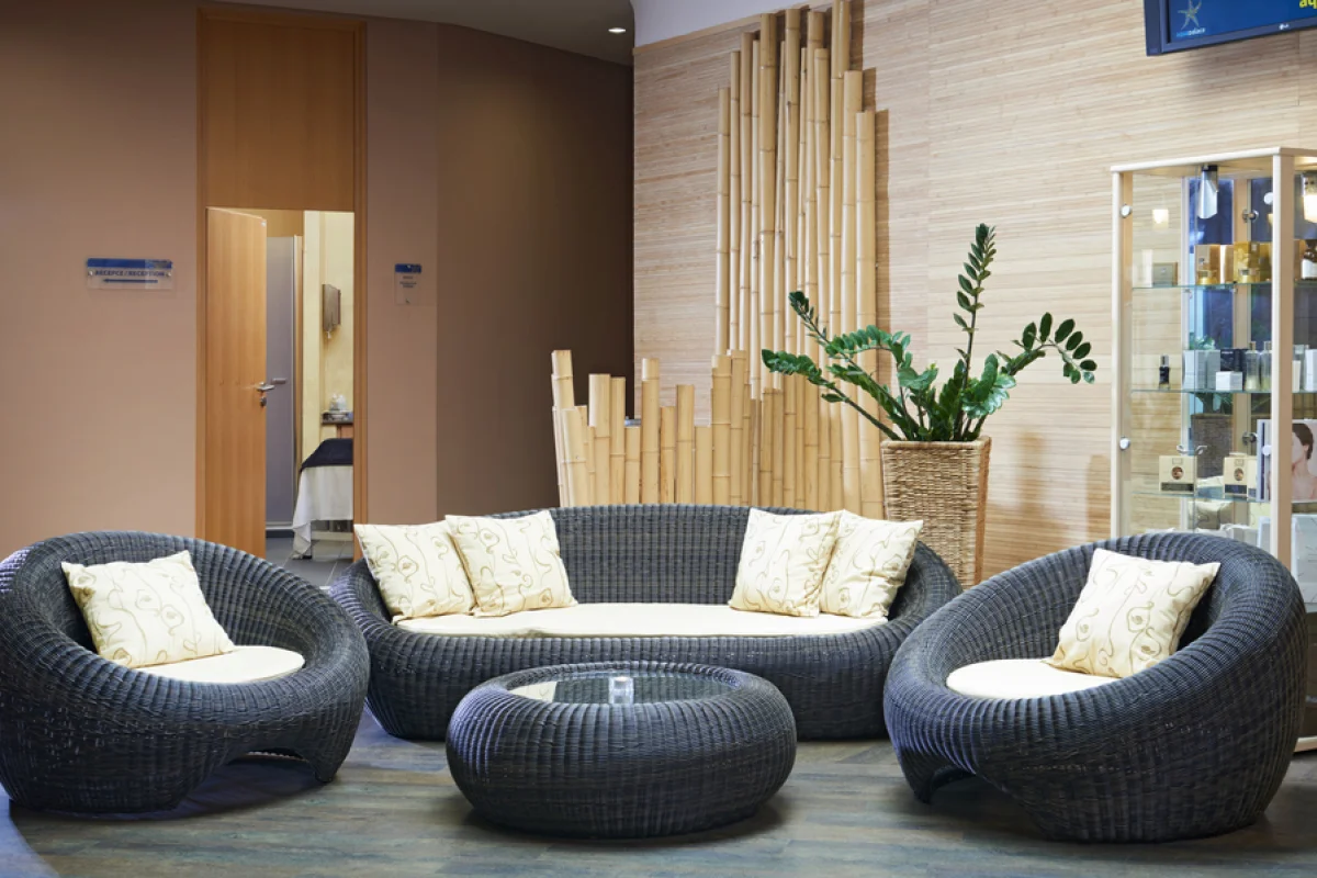 Relaxace v malém privátním SPA Aquapalace Čestlice na 1 hodinu pro až 4 osoby - foto 03