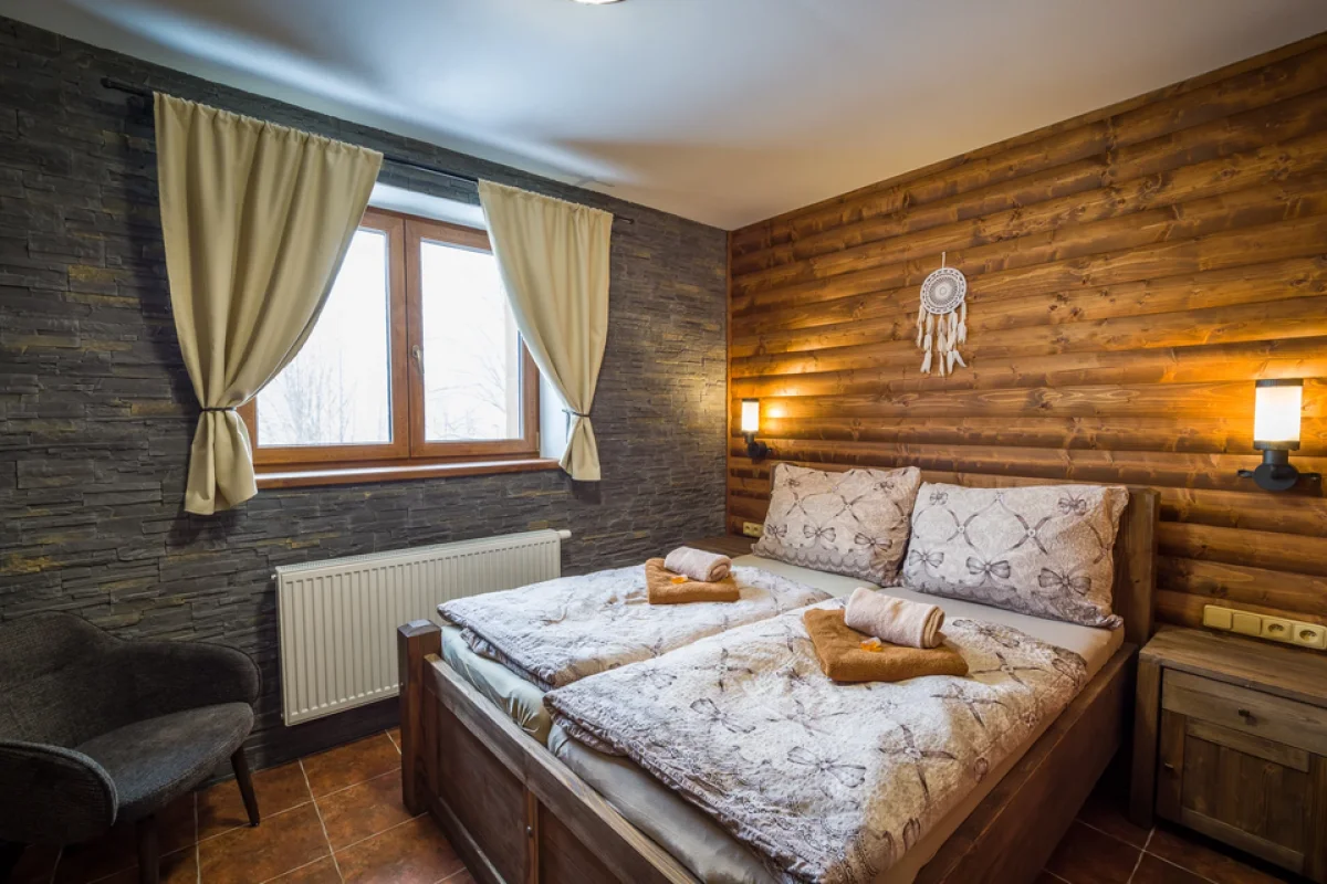 Relaxační noc v přírodě České Sibiře na Ranči Jestřebice se snídaní a privátním wellness pro 2 osoby - foto 04