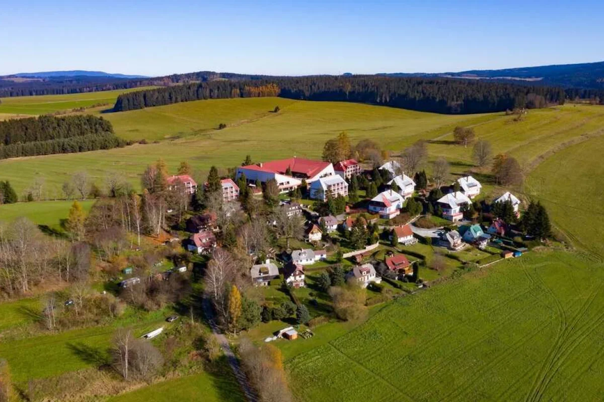 Relaxační pobyt s polopenzí a neomezeným wellness v hotelu Fontána na břehu Lipna pro 2 osoby - foto 05