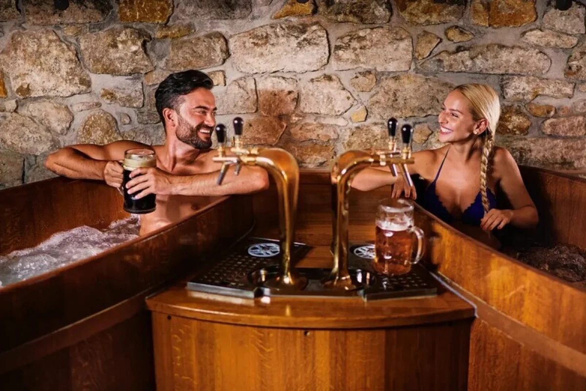 Relaxační pobyt v luxusním Hotelu Zlatý Beránek se snídaní a pivní lázní Spa Beerland pro 2 osoby na 2 noci - foto 05