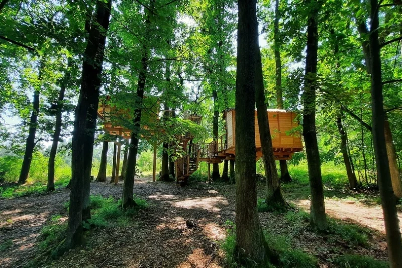Relaxační pobyt ve stylovém Tree house V lipách s vířivkou a snídaní v Resortu Green Valley pro 2 osoby - foto 02