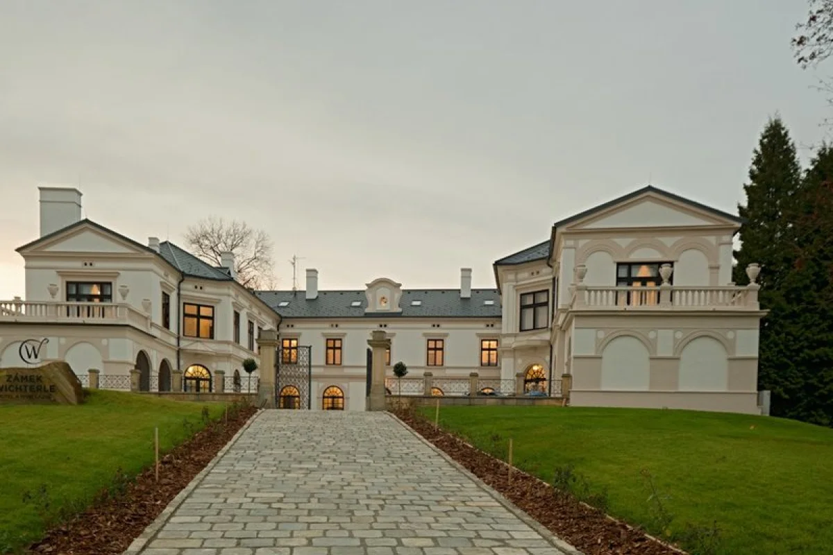 Relaxační wellness pobyt pro dva na zámku Wichterle - foto 05