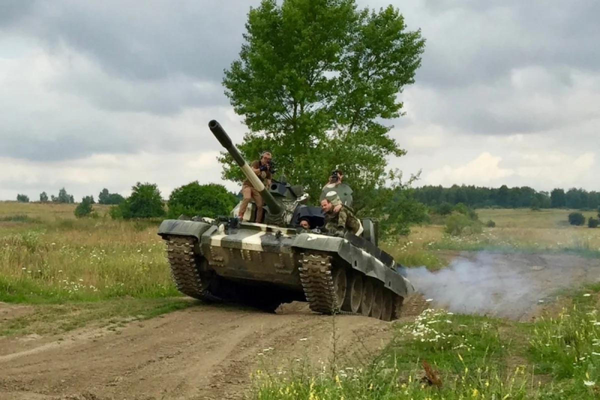 Řízení tanku T-55 a BVP-1 + střelba na střelnici - foto 08