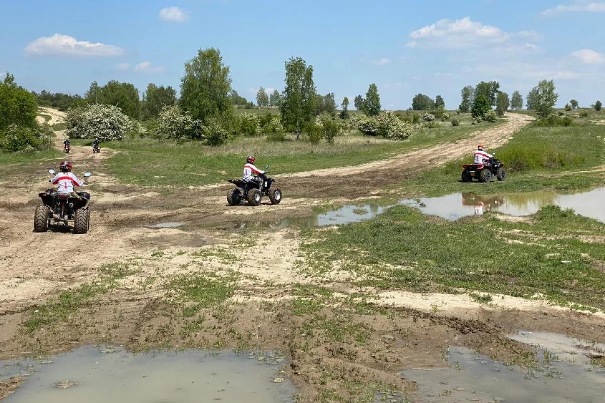Rodinná zábava na čtyřkolkách - foto 05