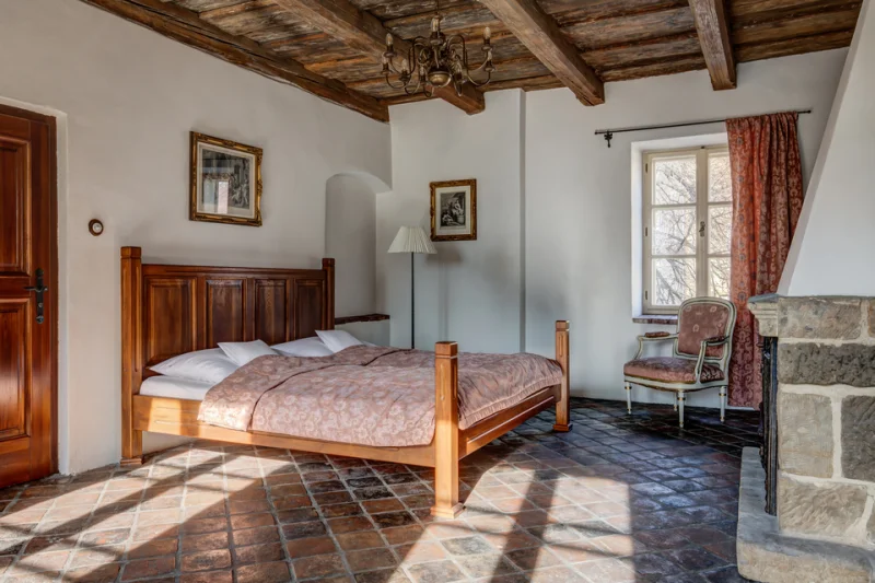 Romantická noc na ostravském Zámku Zábřeh pro dva - foto 03