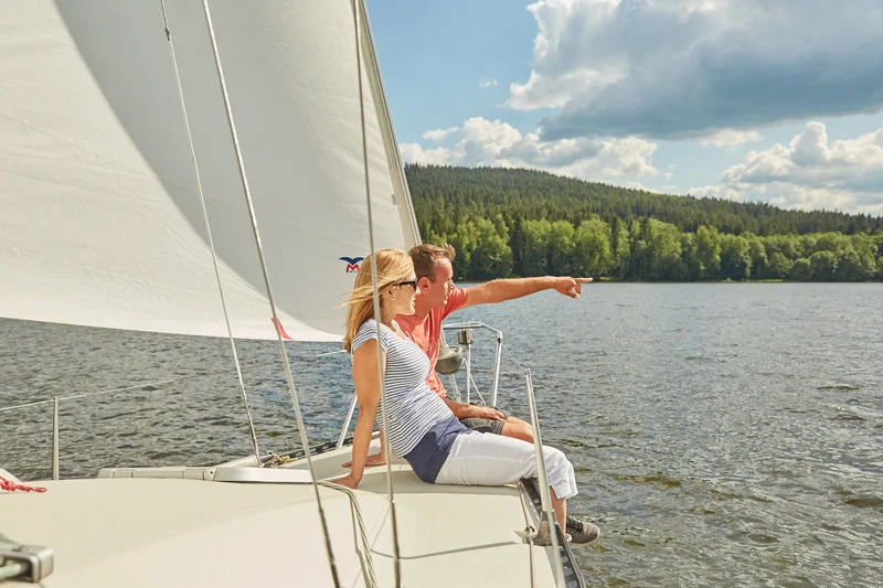 Romantická večerní plavba po Lipně s večeří - foto 03