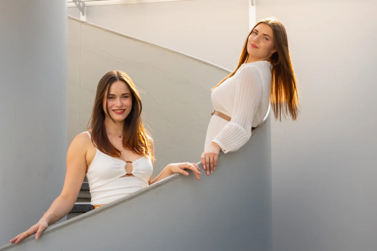 Romantické párové focení v přírodě nebo ve městě - foto 10